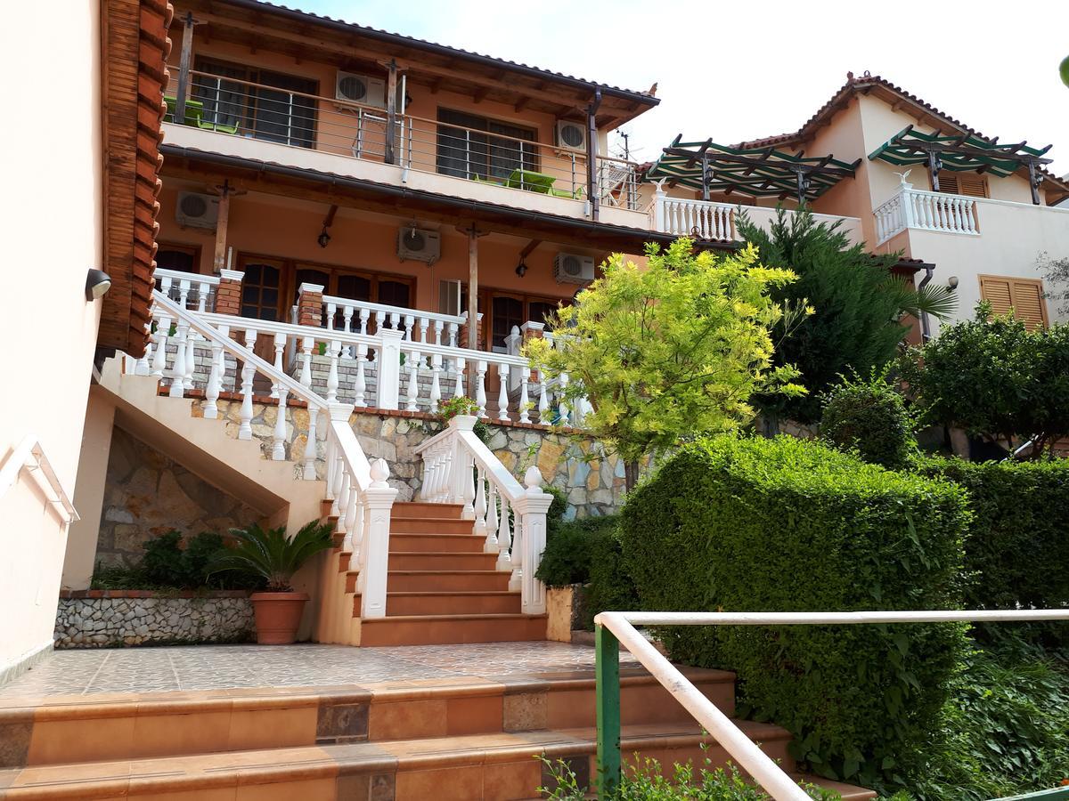 Hotel Ramosaco Radhimë Exterior foto
